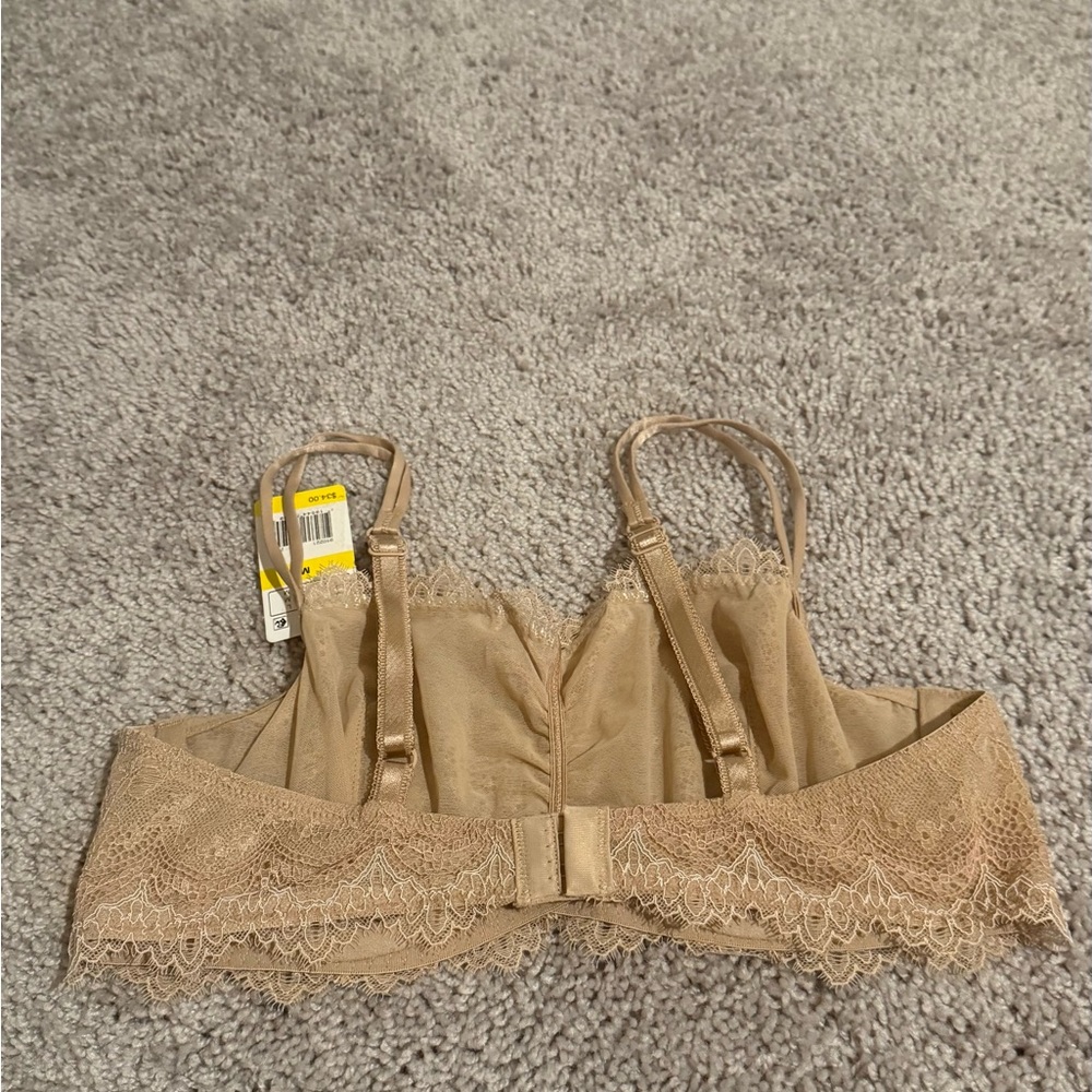 Wacoal b.tempt’d Lace Trimmed Tan Bra - Picture 9 of 13